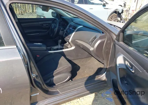 2015 Nissan Altima 2.5 S from USA, damaged, VIN 1N4AL3AP0FN404023